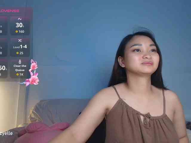 RozyElle webcam