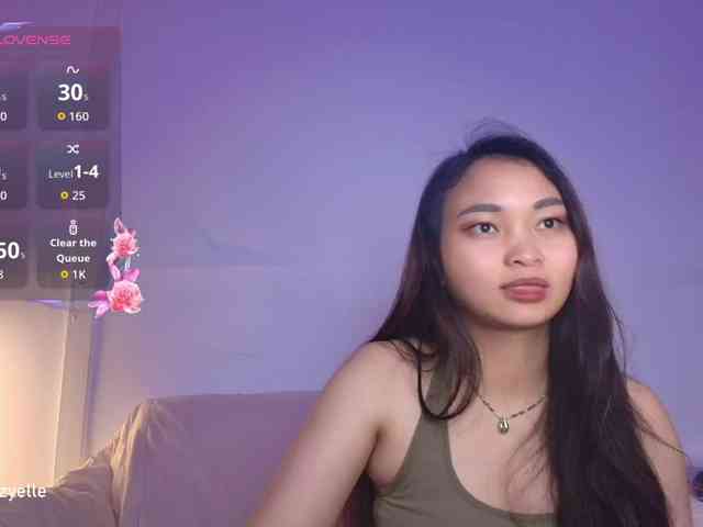 RozyElle webcam