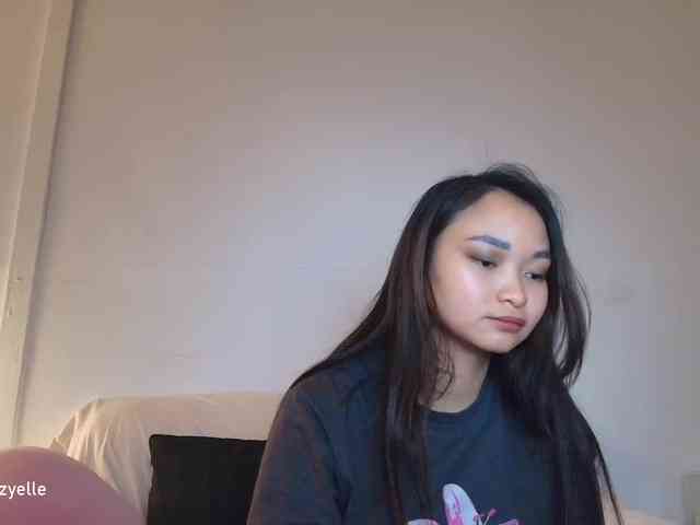 RozyElle webcam