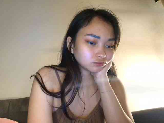 RozyElle webcam