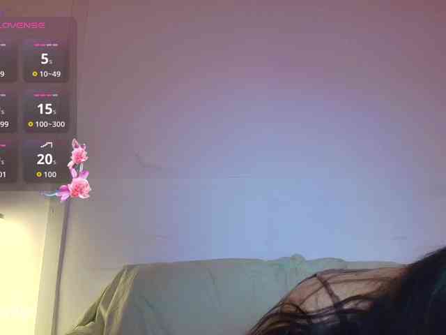 RozyElle webcam