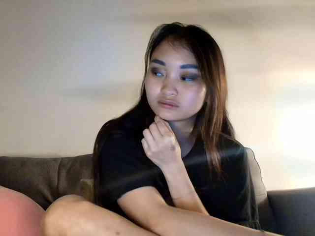 RozyElle webcam