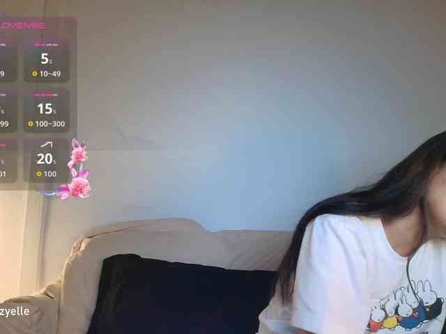 RozyElle webcam