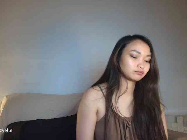 RozyElle webcam