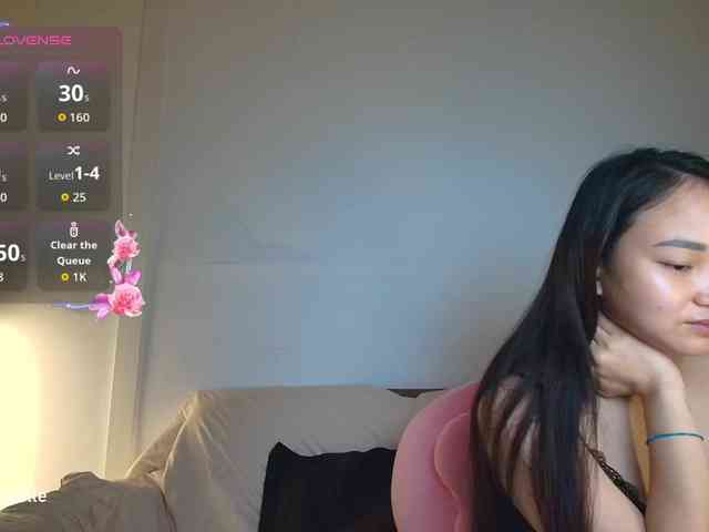RozyElle webcam