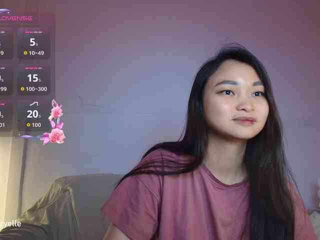 RozyElle webcam