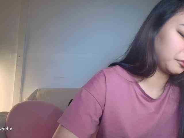 RozyElle webcam