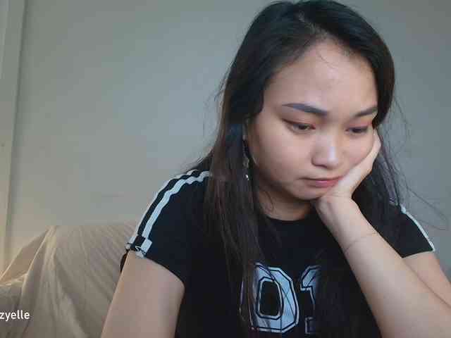 RozyElle webcam