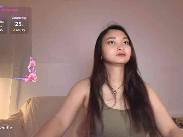 RozyElle webcam