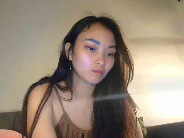 RozyElle webcam