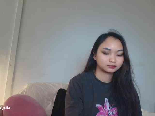 RozyElle webcam