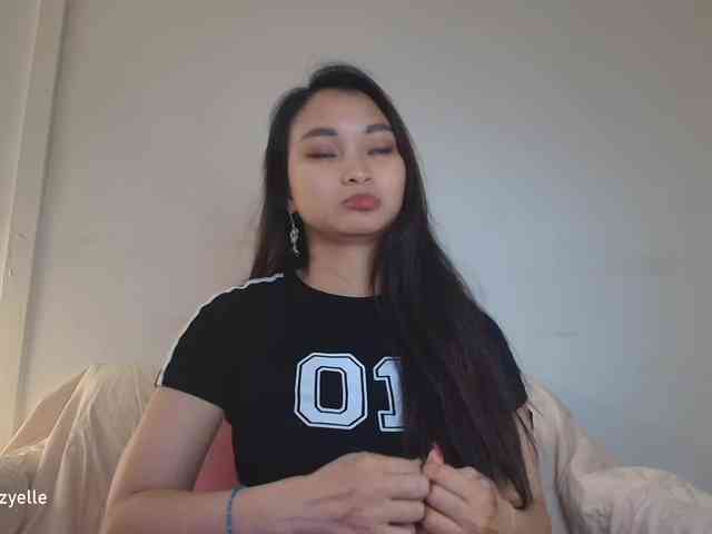 RozyElle webcam
