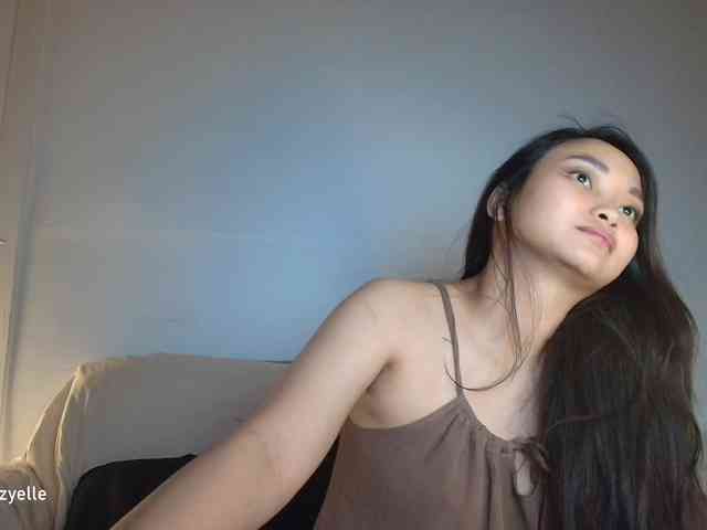 RozyElle webcam