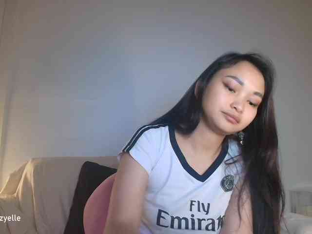 RozyElle webcam