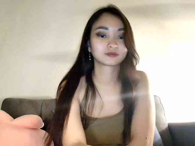 RozyElle webcam