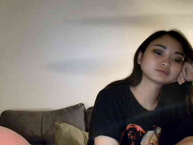 RozyElle webcam