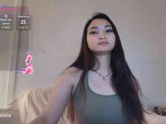 RozyElle webcam