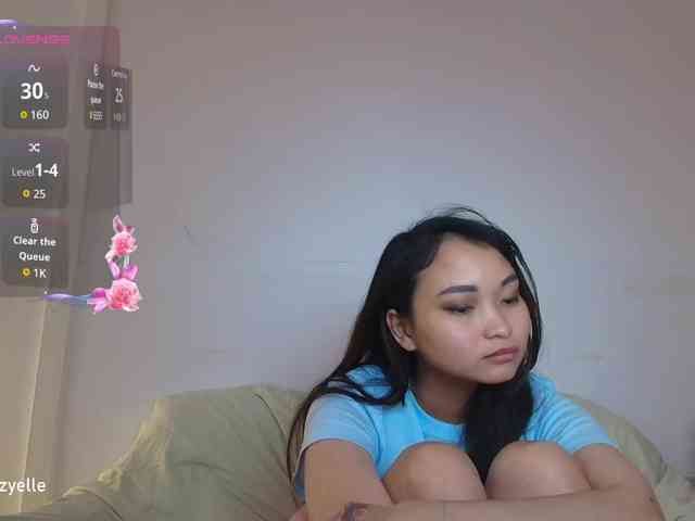 RozyElle webcam