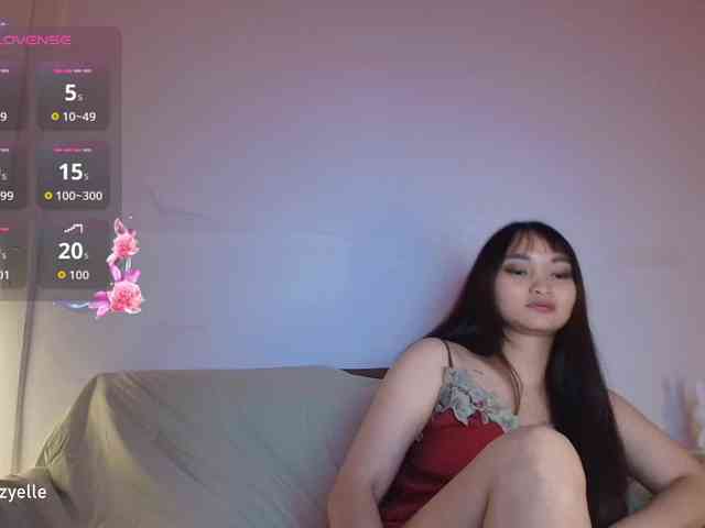 RozyElle webcam