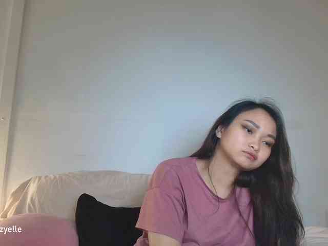 RozyElle webcam