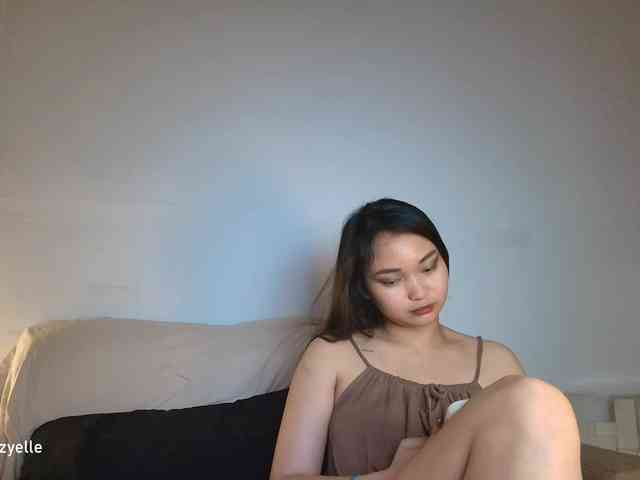 RozyElle webcam