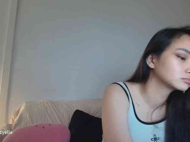 RozyElle webcam