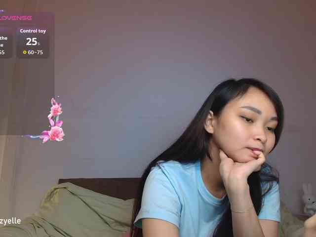 RozyElle webcam