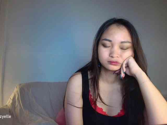 RozyElle webcam