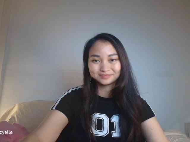 RozyElle webcam