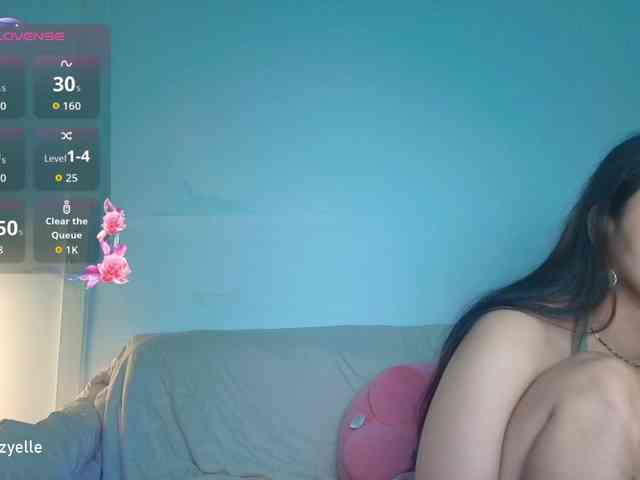 RozyElle webcam