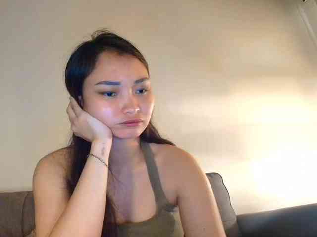 RozyElle webcam