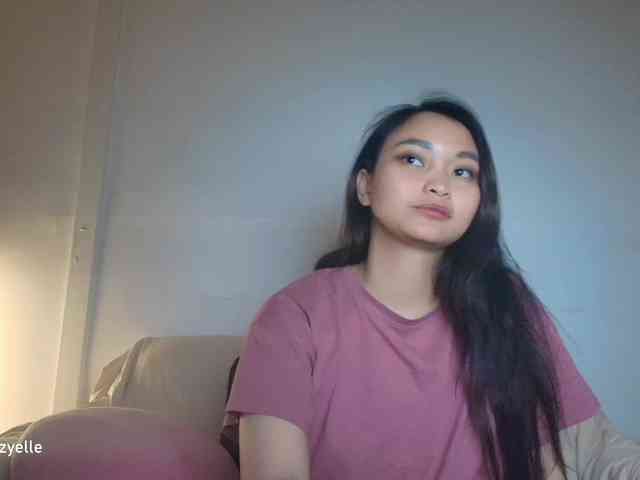 RozyElle webcam