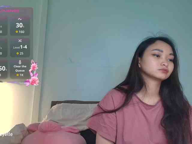 RozyElle webcam