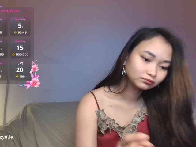 RozyElle webcam
