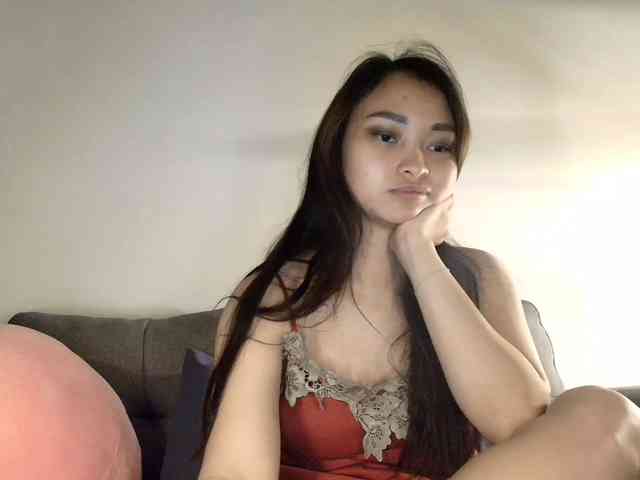RozyElle webcam