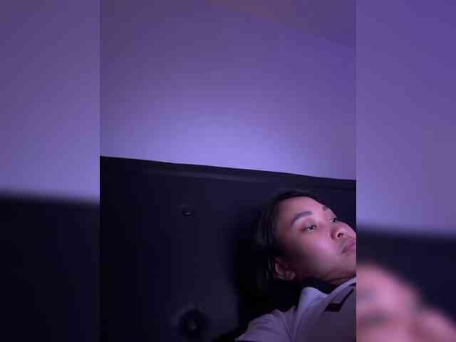 RozyElle webcam