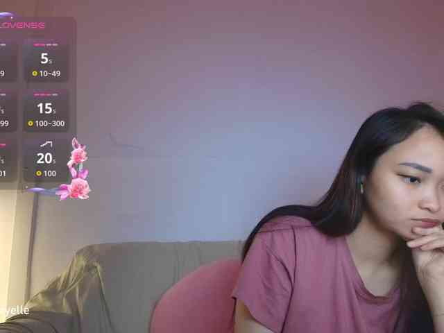 RozyElle webcam