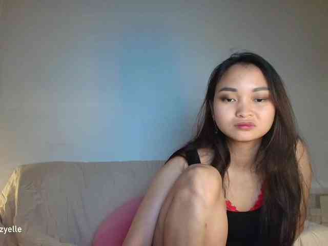 RozyElle webcam