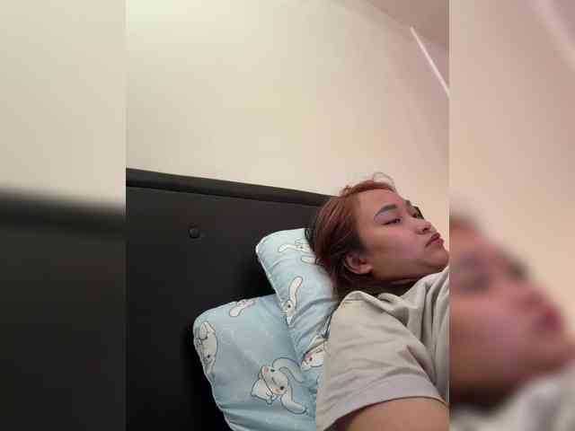 RozyElle webcam