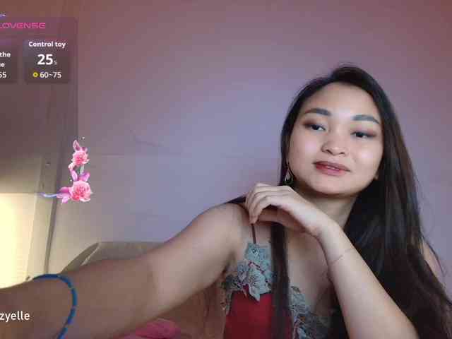 RozyElle webcam