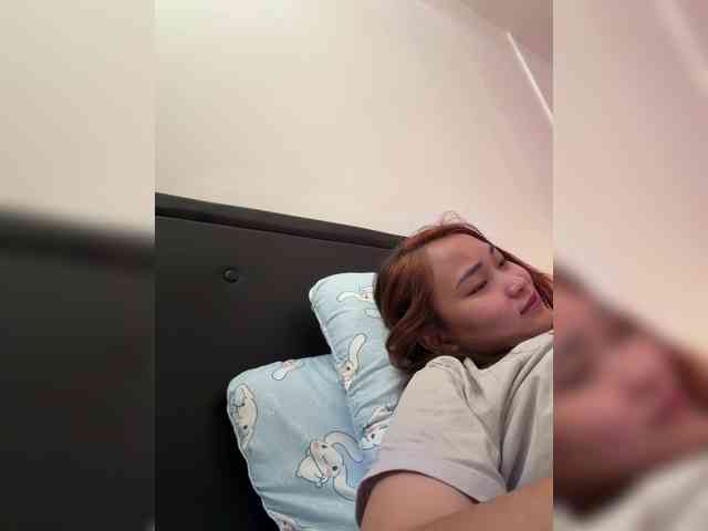 RozyElle webcam