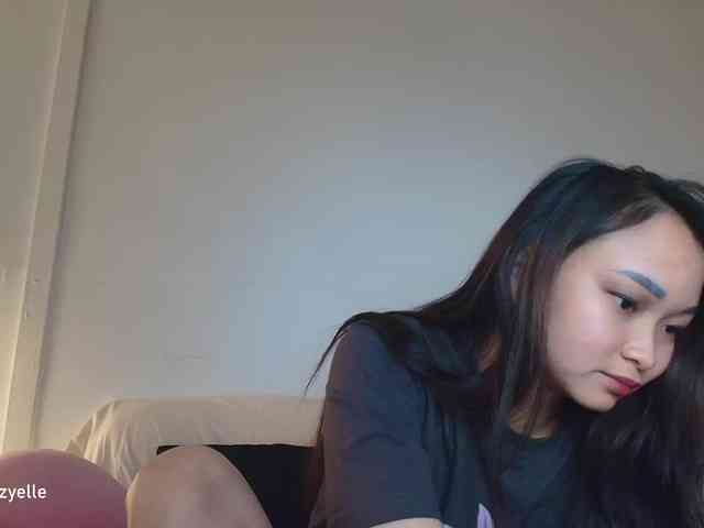 RozyElle webcam