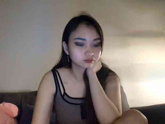 RozyElle webcam