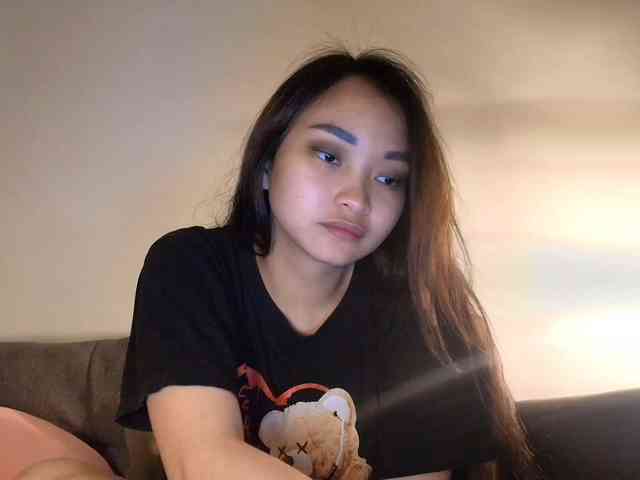 RozyElle webcam