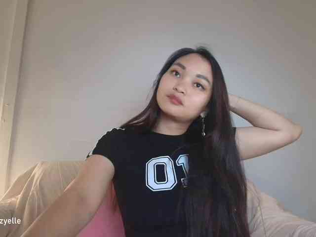 RozyElle webcam