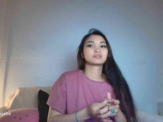 RozyElle webcam