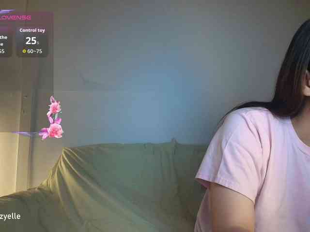 RozyElle webcam
