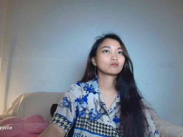 RozyElle webcam
