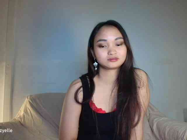 RozyElle webcam