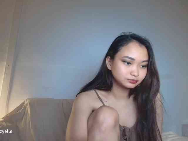 RozyElle webcam